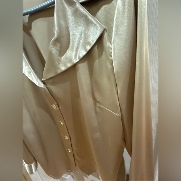 Conrad C Collection Ladies Gold Satin Blouse Size 12 $69 - Picture 10 of 12